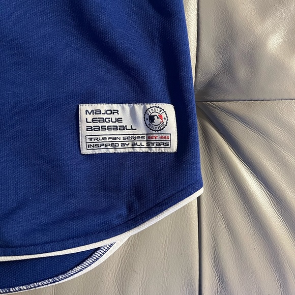 A Soriano Cubs Jersey - Picture 3 of 6